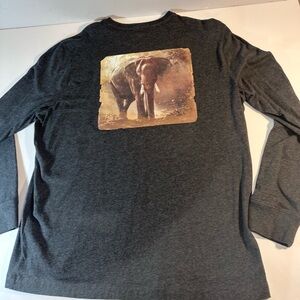 Banana Republic Charcoal Elephant Graphic Long Sleeve Shirt Men’s Extra-Large